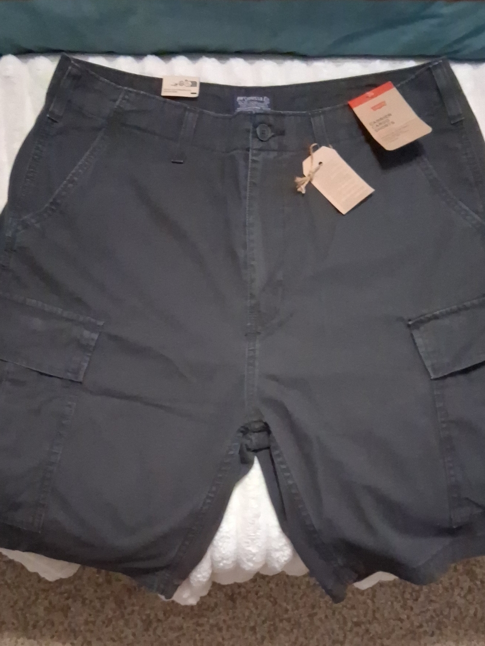 Levis Mens Cotton Carrier Cargo Shorts Size 34 Charcoal Black New